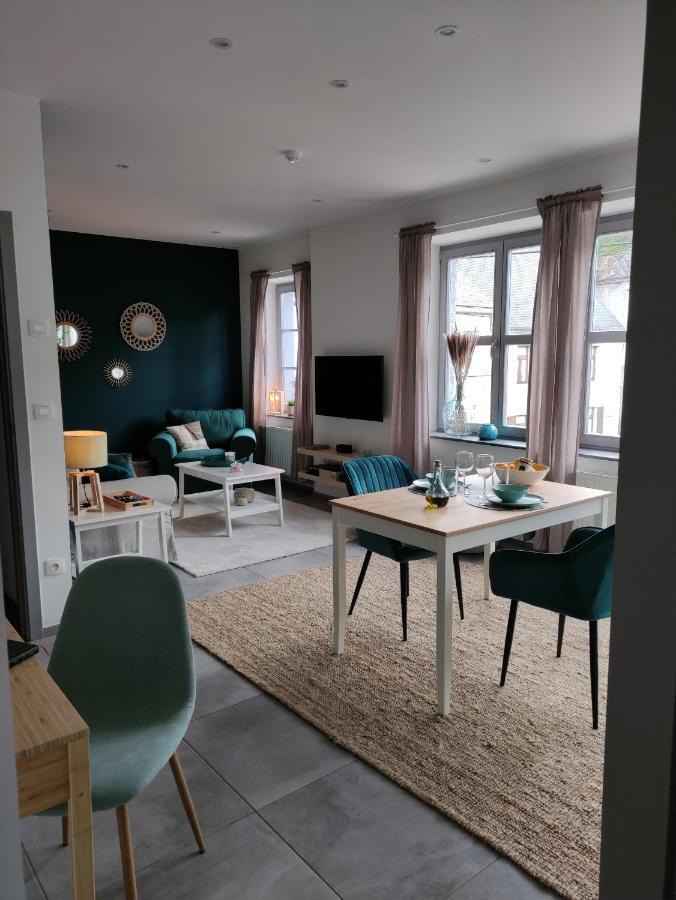 Gite A L'Ombre Du Clocher Avec Jacuzzi Et Sauna Privatifs Celles  Exteriér fotografie