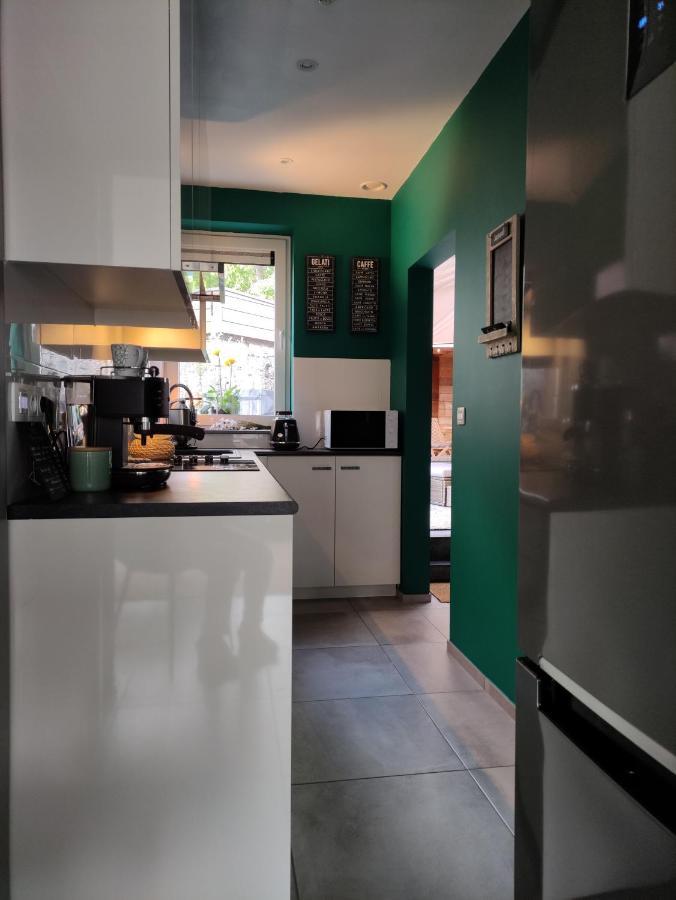 Gite A L'Ombre Du Clocher Avec Jacuzzi Et Sauna Privatifs Celles  Exteriér fotografie